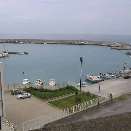 Panorama Paradiso Tyrrenean Coast Calabria アパート