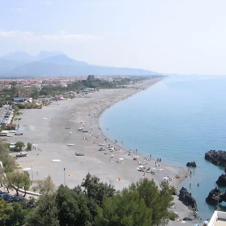 Panorama Paradiso Tyrrenean Coast Calabria チェトラーロ