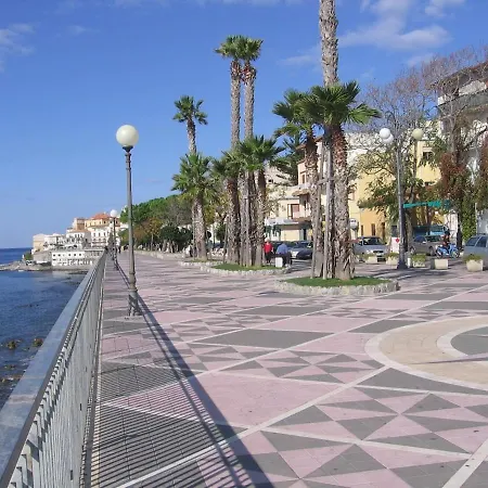 アパート Panorama Paradiso Tyrrenean Coast Calabria *